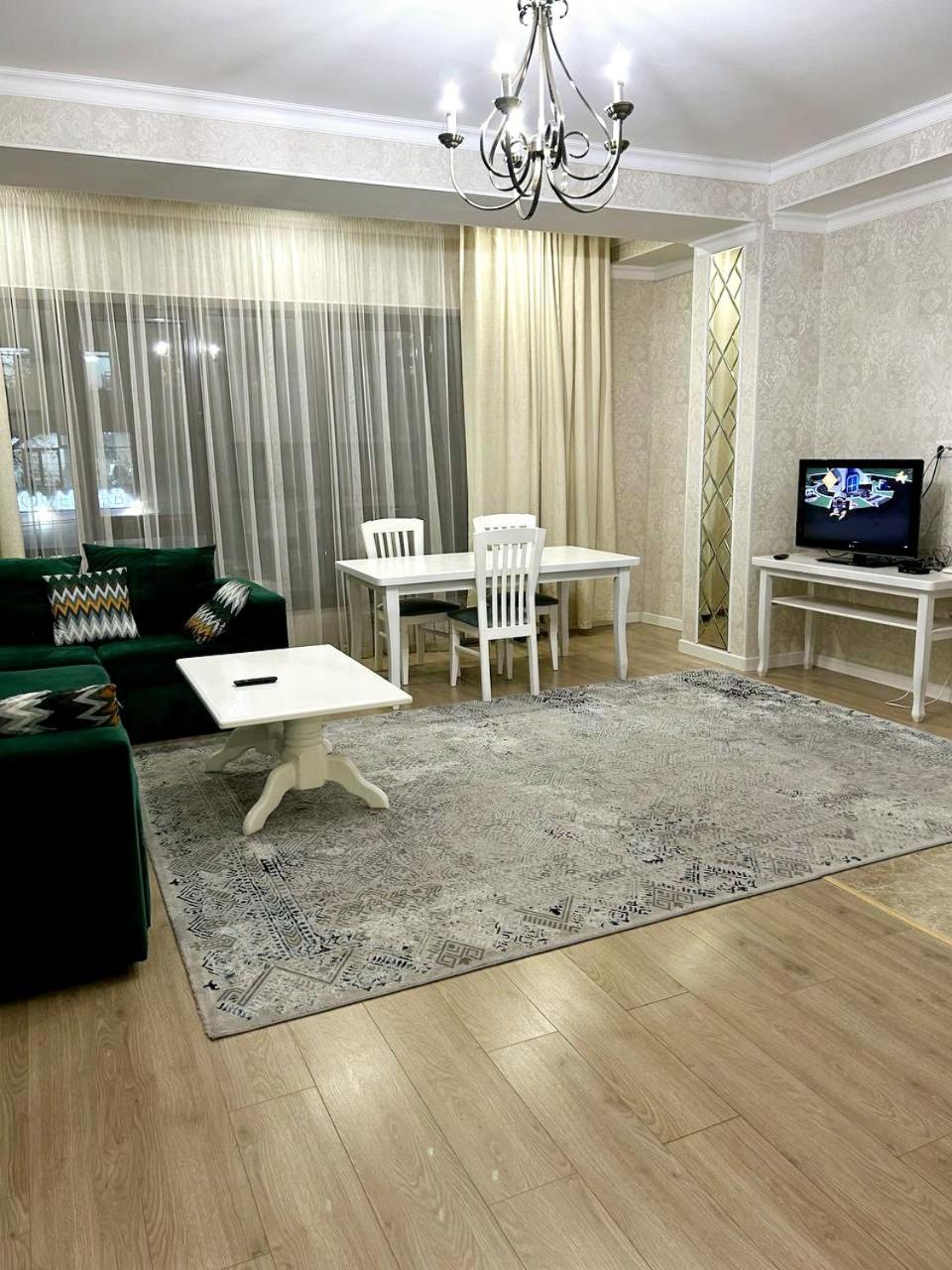 Comfortable Apartment Bichkek Extérieur photo